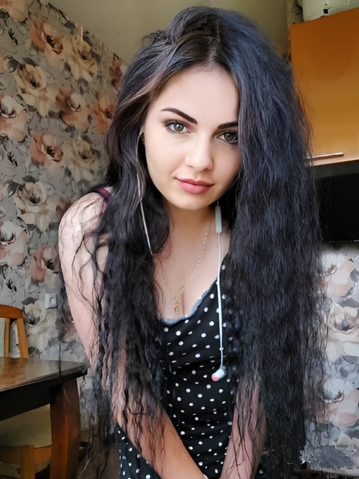 Агнесса привлекальеная девушка из Сухиничи цена от 4000 руб