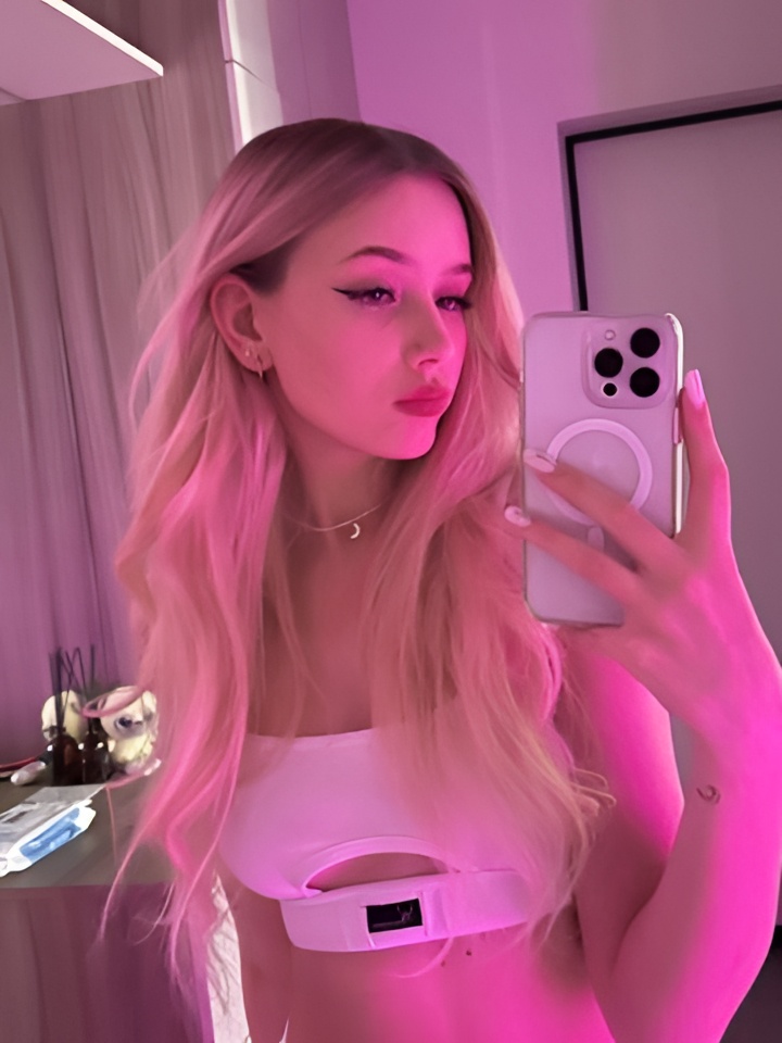 Лолита привлекальеная девушка из Сухиничи цена от 5000 руб