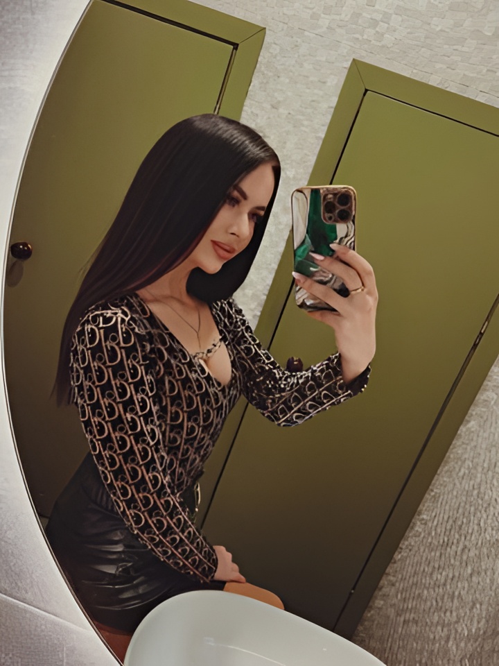 Юлия привлекальеная девушка из Сухиничи цена от 2500 руб