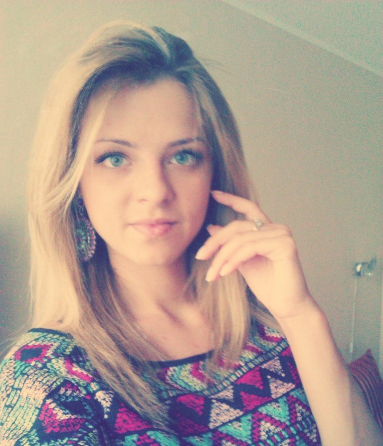 Настюша привлекальеная девушка из Сухиничи цена от 3000 руб