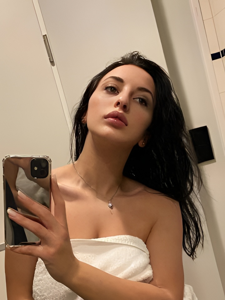 Индивидуалка Олечка, доступна для личного знакомства от 2000 руб