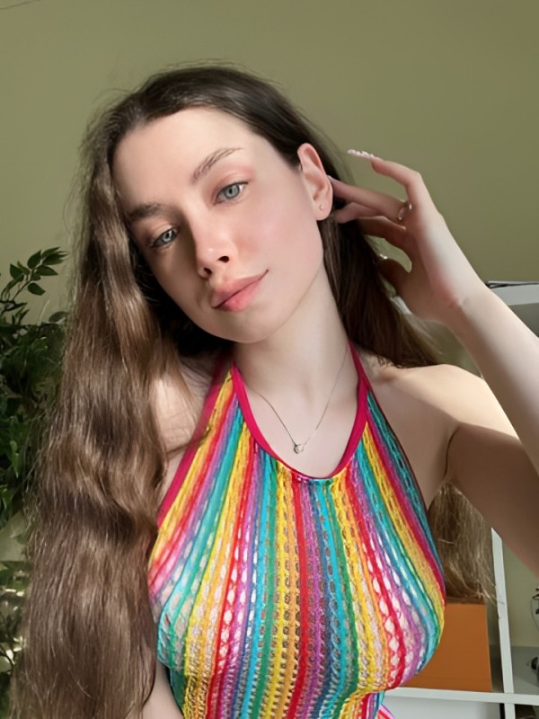 Рената привлекательная девушка из Сухиничи цена от 4000 руб