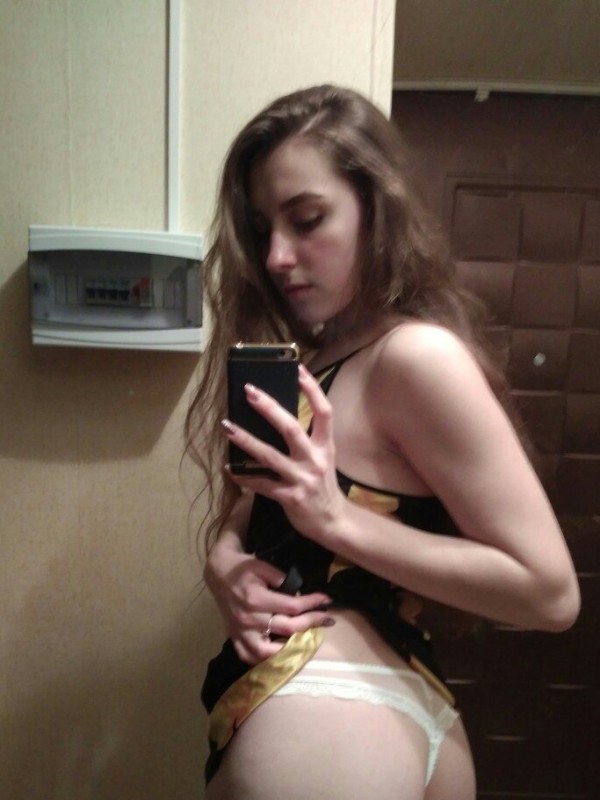 Валерия привлекательная девушка из Сухиничи цена от 3000 руб