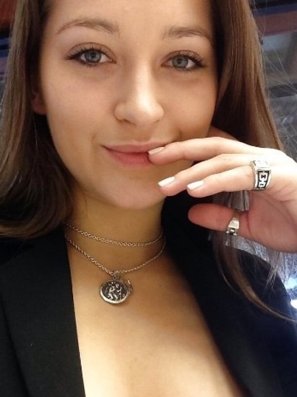 Светлана привлекательная девушка из Сухиничи цена от 3500 руб